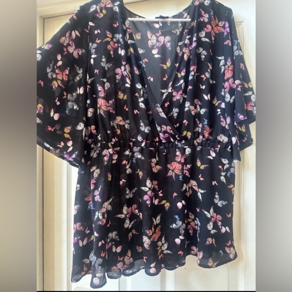 Babydoll‎ Top - Torrid Black colorful butterfly plus size torrid size 1